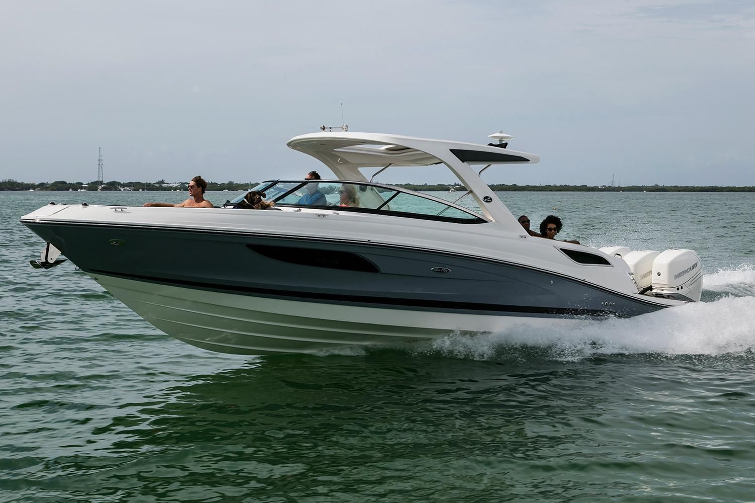 2022 Sea Ray SLX 350 OB Contact Your Local MarineMax Store About ...