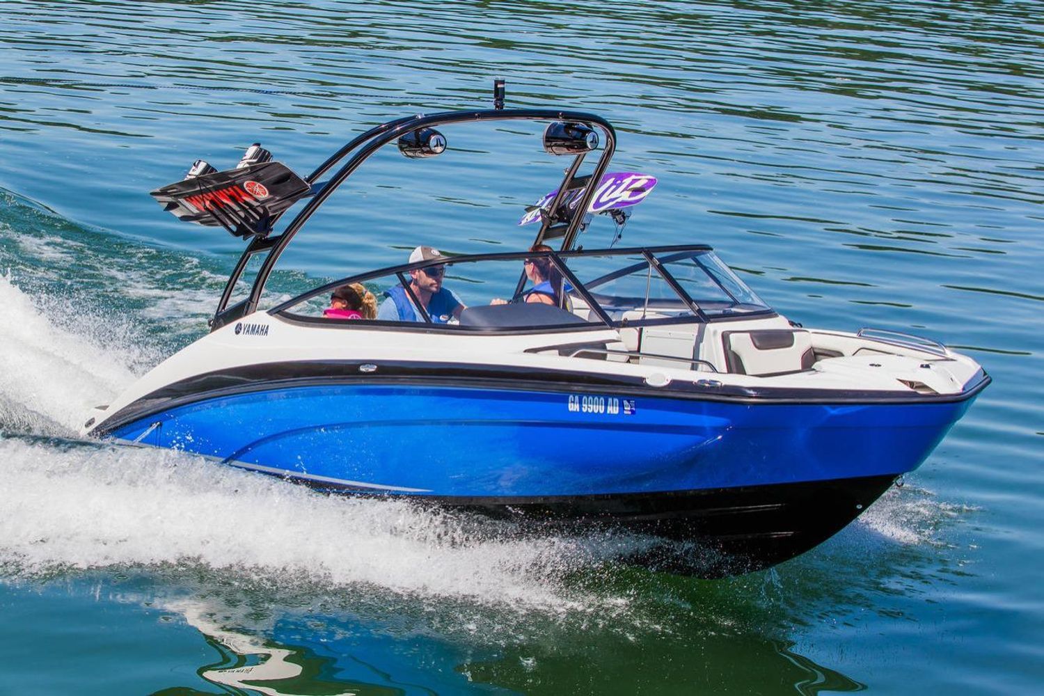 2021 Yamaha Boats AR210 Contact Your Local MarineMax Store About
