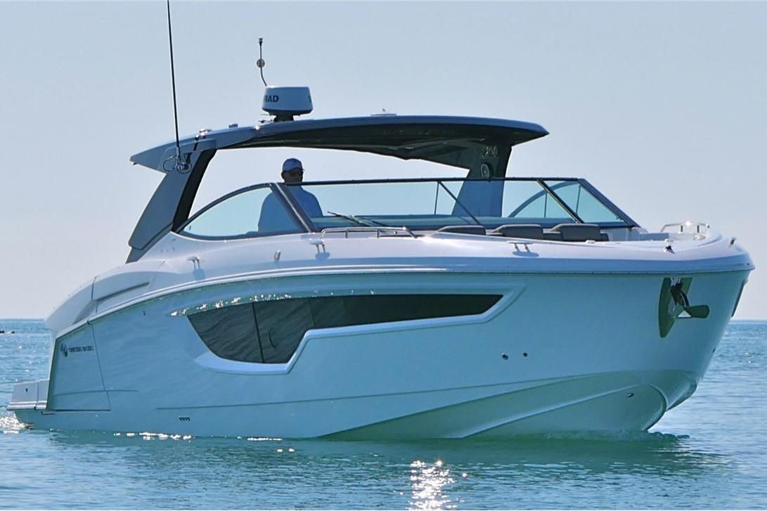 2023 Cruisers Yachts 38 GLS I/O Contact Your Local MarineMax Store
