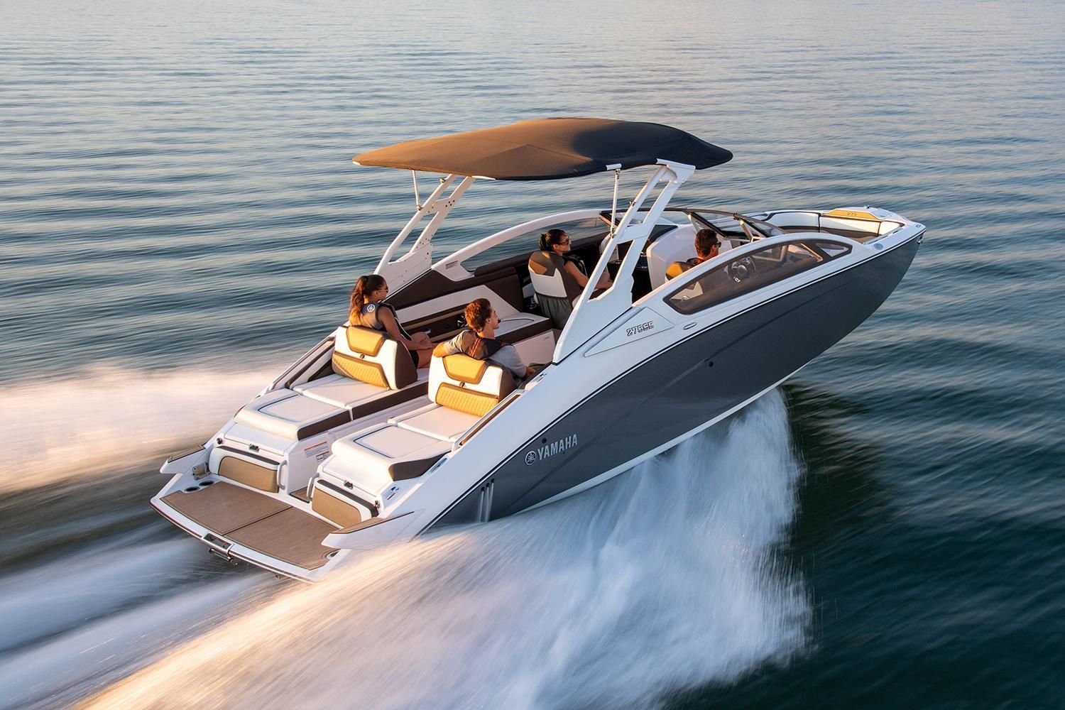 2022 Yamaha Boats 275 SE Contact Your Local MarineMax Store About